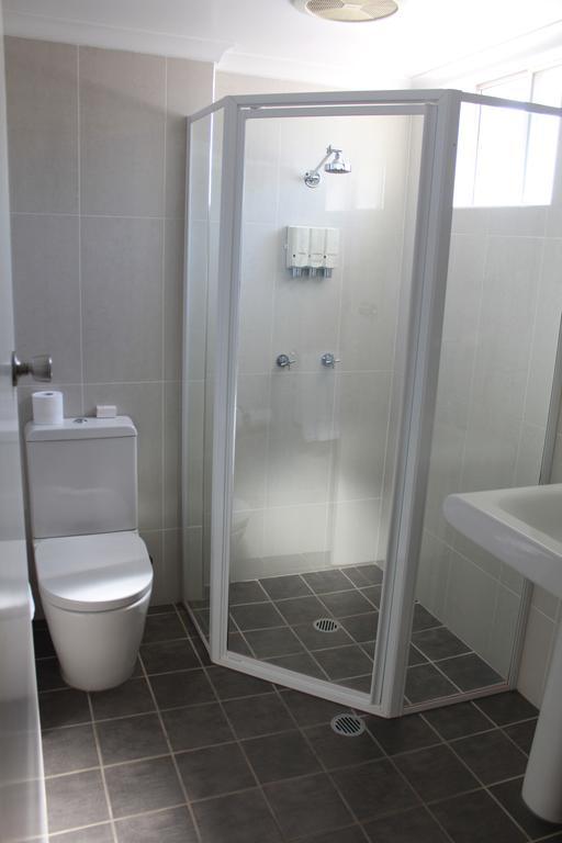 Mid City Motor Inn Singleton Quarto foto