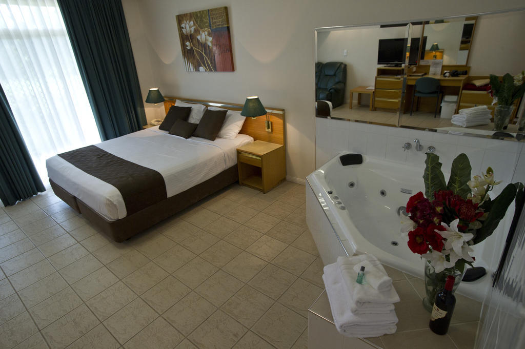 Mid City Motor Inn Singleton Quarto foto
